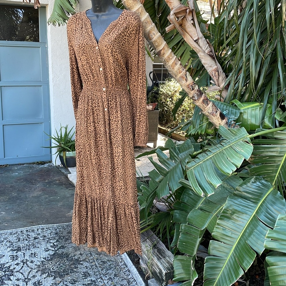 Styling code, leopard print tiered button front d… - image 2